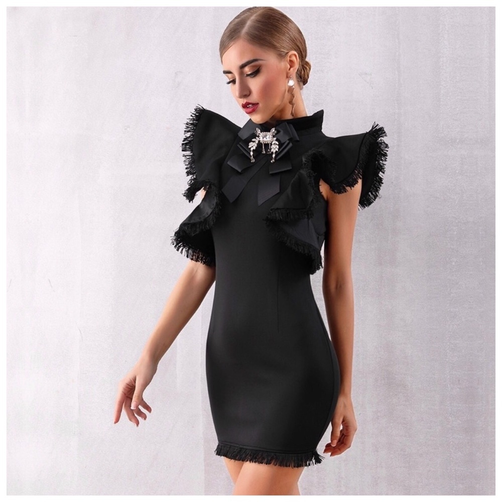 🛍 The Lara Ruffle Scuba Fabric Dress - Picture 2 of 11